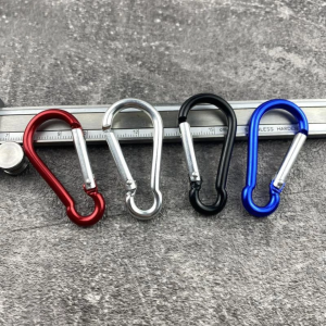 Móc khóa bình nước