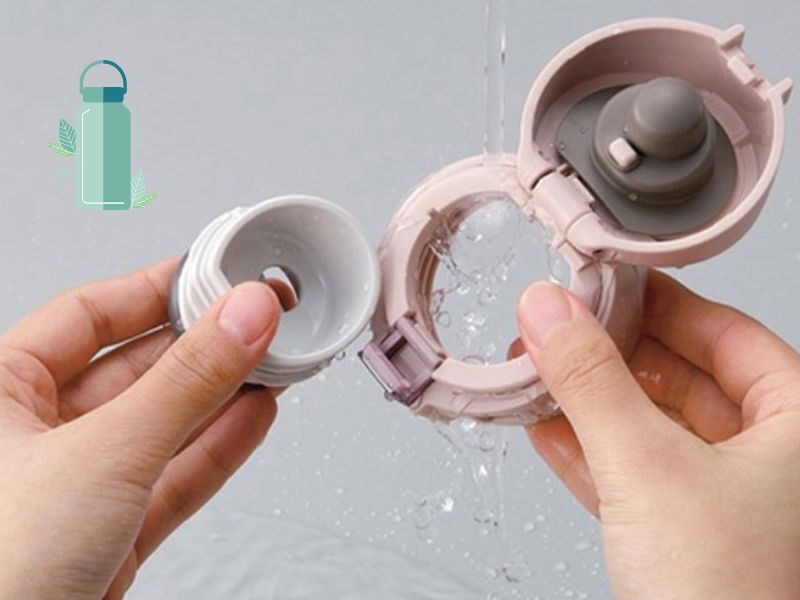 Bình giữ nhiệt cute giá rẻ là lựa chọn hoàn hảo cho những ai yêu thích phong cách dễ thương nhưng vẫn muốn tiết kiệm chi phí.