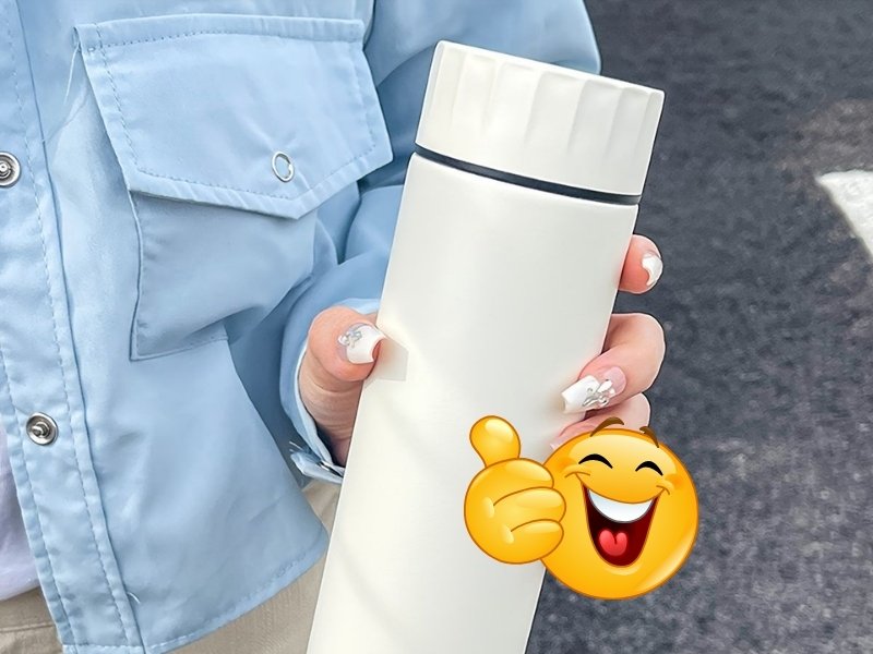 Khám phá bình nước giữ nhiệt chất lượng cao, thiết kế bền đẹp, giữ nhiệt hiệu quả suốt nhiều giờ sử dụng.