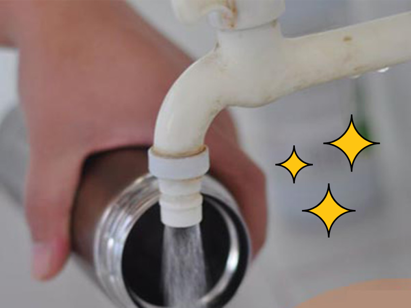 Sở hữu bình giữ nhiệt mini 500ml giúp bạn mang đủ lượng nước cần thiết mà vẫn giữ được nhiệt độ đồ uống trong nhiều giờ.