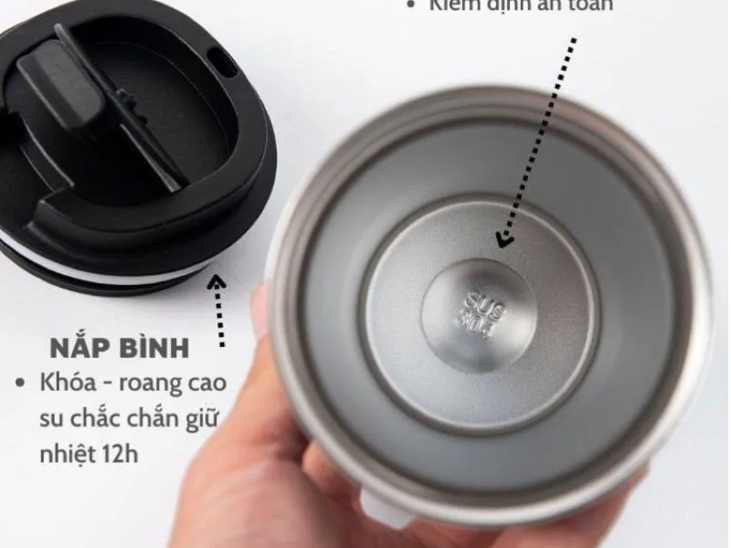 Cách kiểm tra ly giữ nhiệt chất lượng giúp bạn lựa chọn sản phẩm bền đẹp, an toàn và phù hợp với nhu cầu sử dụng hằng ngày.