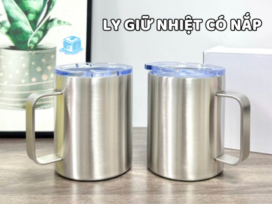 Ly giữ nhiệt có nắp giúp giữ nóng lạnh hiệu quả, hạn chế rò rỉ và mang đến sự tiện lợi khi sử dụng hằng ngày.