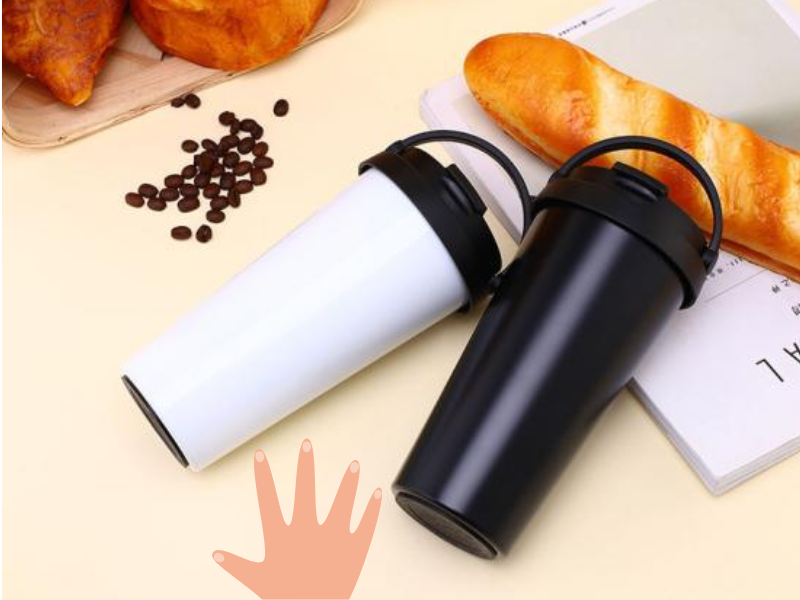 Những sai lầm khi sử dụng ly giữ nhiệt như vệ sinh sai cách hay đựng đồ uống không phù hợp có thể ảnh hưởng đến chất lượng.