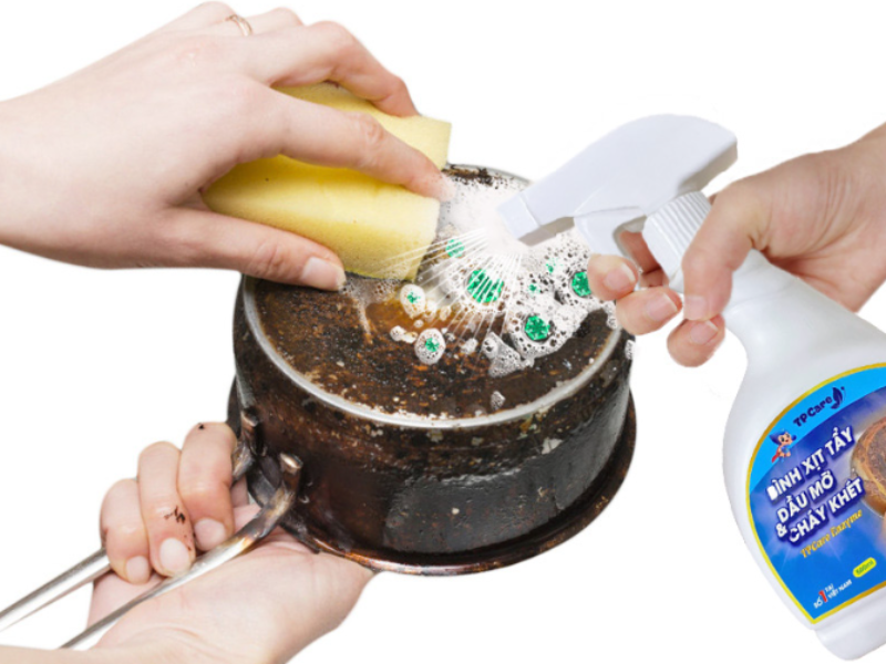 Hộp cơm giữ nhiệt bị mốc phải làm sao