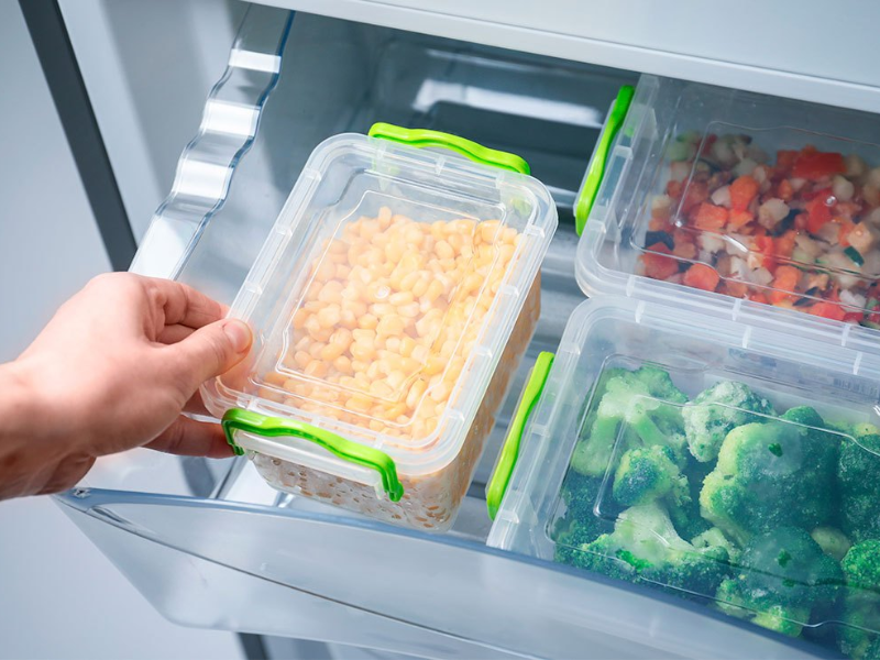 Hộp cơm giữ nhiệt inox và thủy tinh