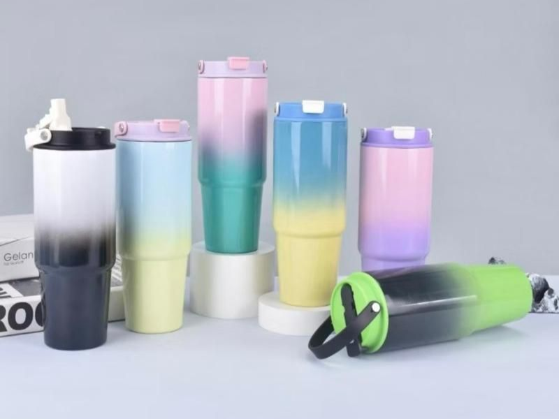 Ly giữ nhiệt 100ml phù hợp cho người yêu thích sự tối giản, dễ dàng bỏ túi và mang theo trong mọi hoạt động hằng ngày.