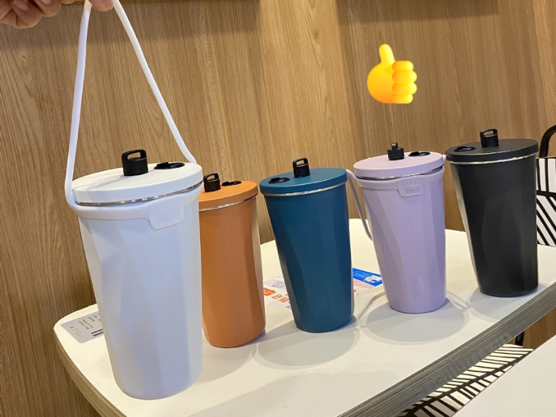 Tác dụng của ly giữ nhiệt không chỉ giúp duy trì nhiệt độ đồ uống mà còn giữ trọn hương vị trong thời gian dài.