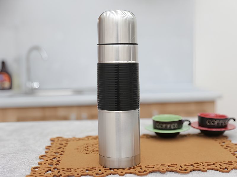 Bình giữ nhiệt inox nắp vặn