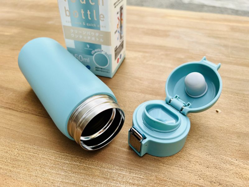 Bình giữ nhiệt nắp bật với thiết kế nắp mở tiện lợi
