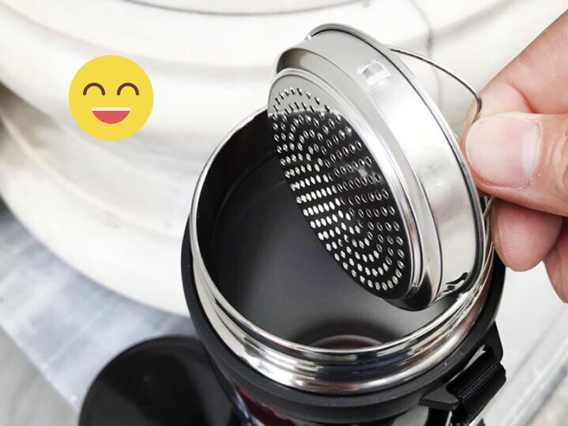 Khám phá cách khử mùi ly giữ nhiệt bằng baking soda, giấm hoặc chanh để làm sạch mùi bám lâu ngày một cách hiệu quả.
