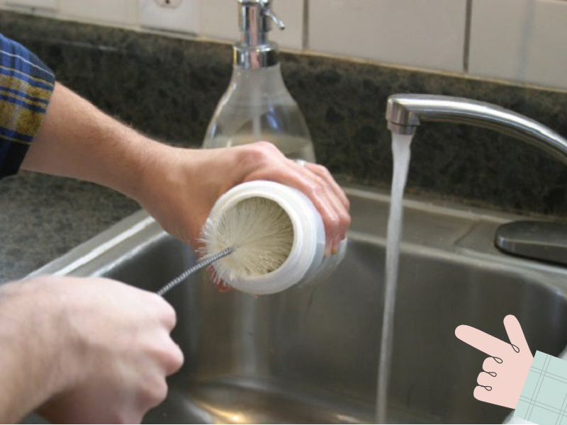 Khám phá cách khử mùi trà trong ly giữ nhiệt bằng baking soda, chanh hoặc giấm để làm sạch hiệu quả và an toàn.