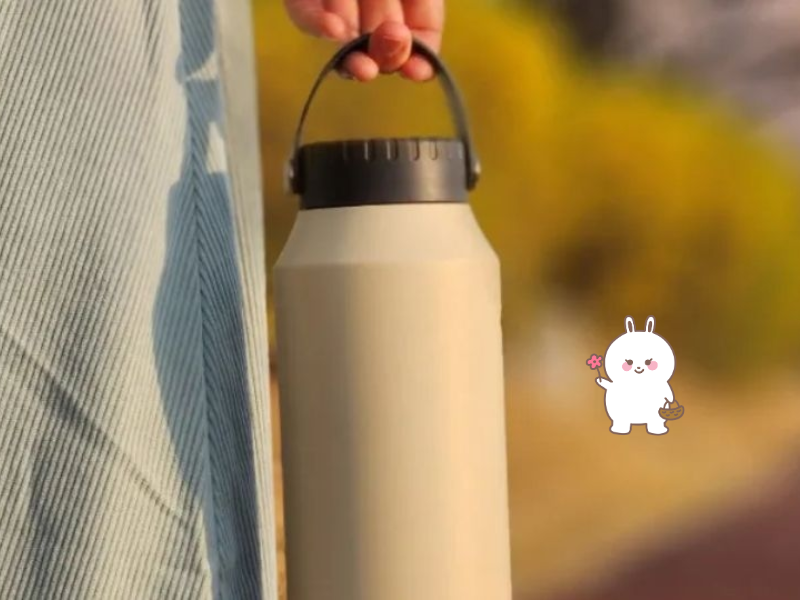 Tìm hiểu cách làm sạch cặn trà trong ly giữ nhiệt bằng những phương pháp đơn giản, dễ thực hiện tại nhà và an toàn cho ly.