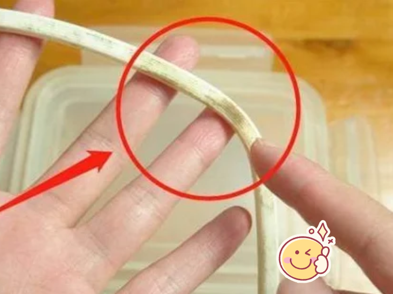 Cách mở hộp cơm giữ nhiệt bị kẹt phù hợp với nhiều loại hộp cơm giữ nhiệt inox phổ biến hiện nay.
