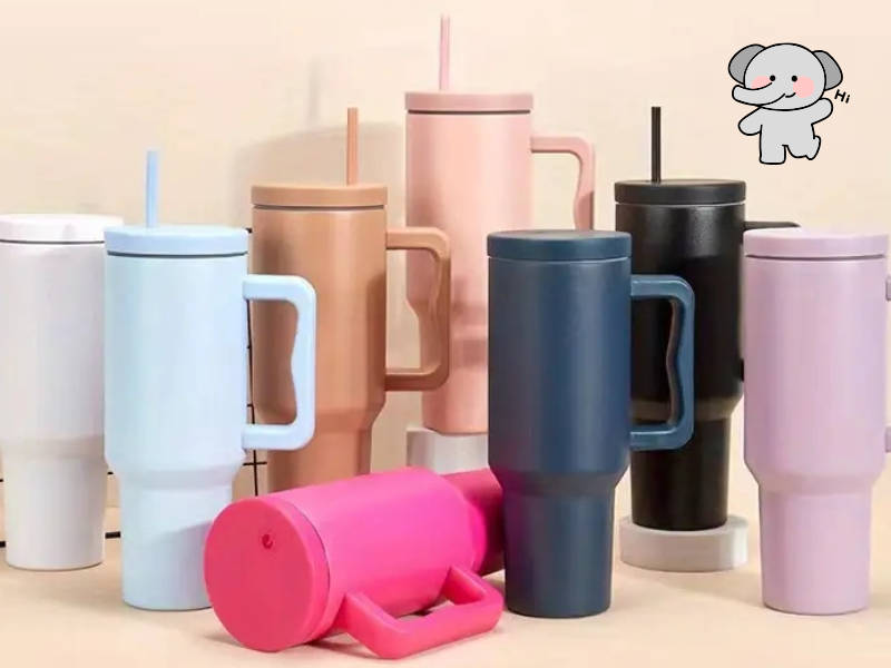 Ly giữ nhiệt có tay cầm và không tay cầm giúp bảo quản đồ uống hiệu quả, đáp ứng đa dạng nhu cầu trong cuộc sống hằng ngày.