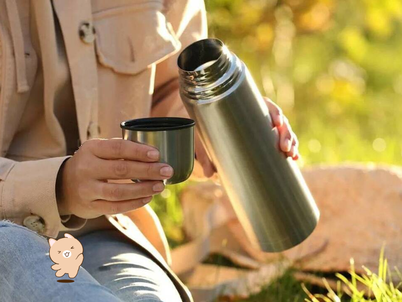 Có nên cho soda vào ly giữ nhiệt? Tìm hiểu cách bảo quản đồ uống có gas và những trường hợp nên tránh đậy kín để sử dụng ly an toàn hơn